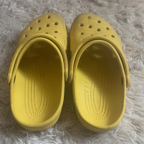 Yellow Crocs - Picture 3 of 4